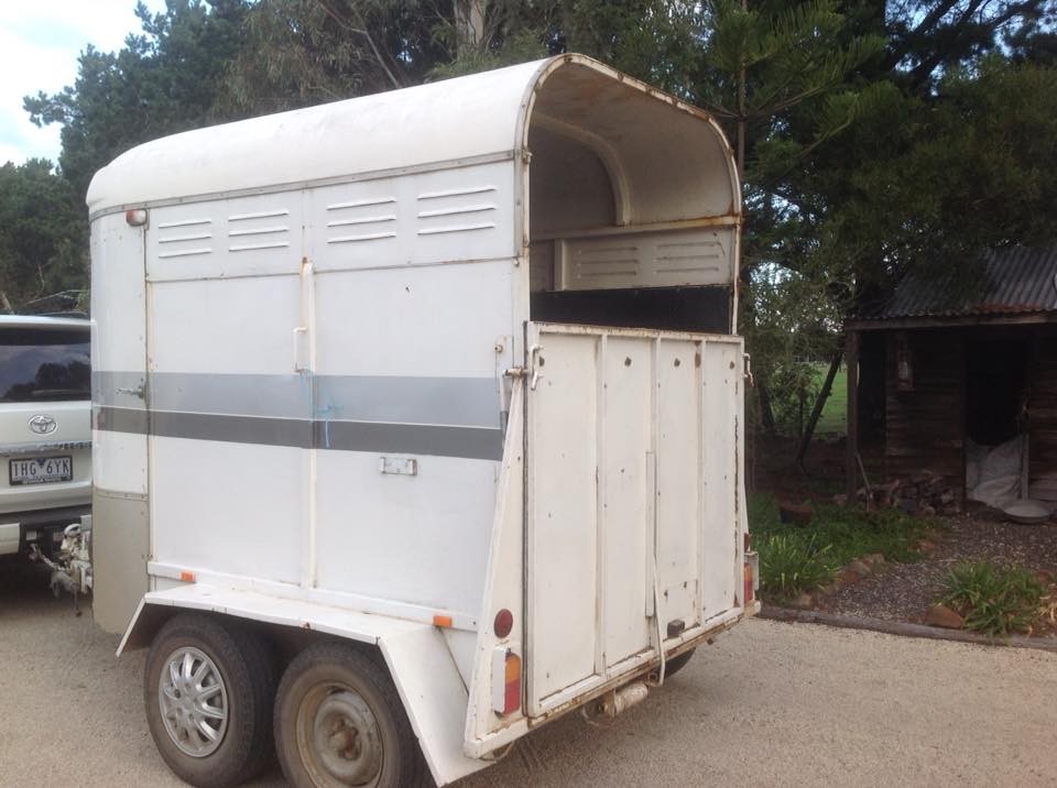 Second Hand Horse Floats L&B Floats