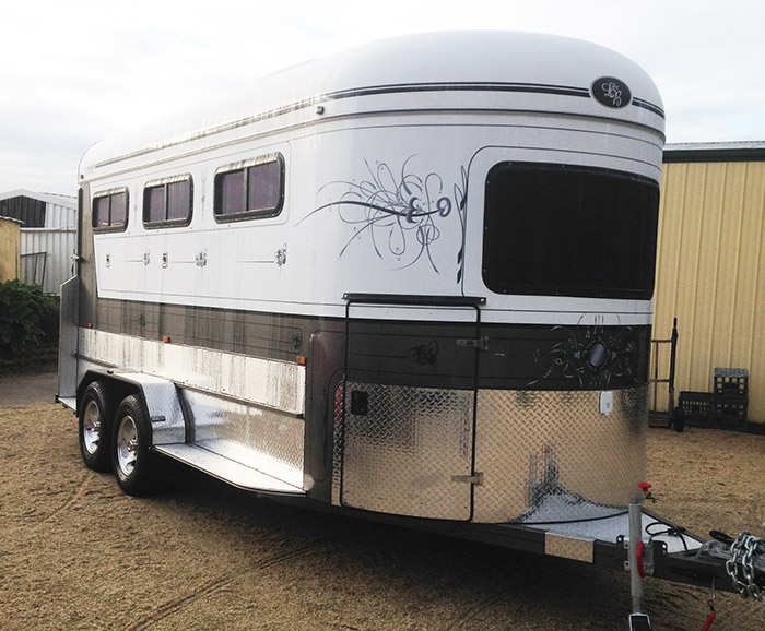 Como 17ft 3 Horse Angle Load Float L&B Floats